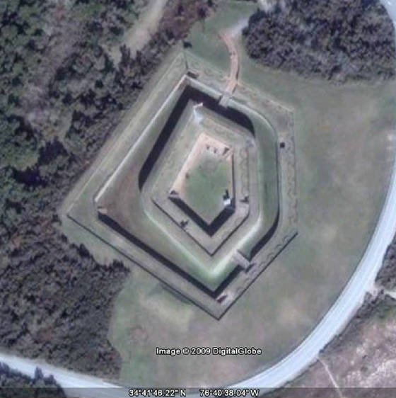 Battle of Fort Macon.jpg