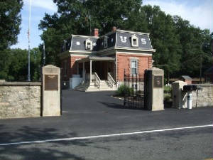 Glendale National Cemetery.jpg