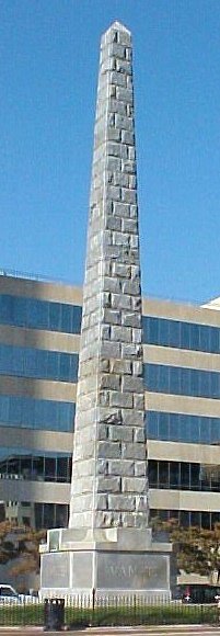 Zebulon Vance Monument.jpg